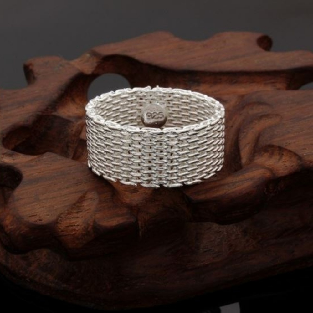 Essential 925 Silver Mesh Ring - Picture 3 of 4
